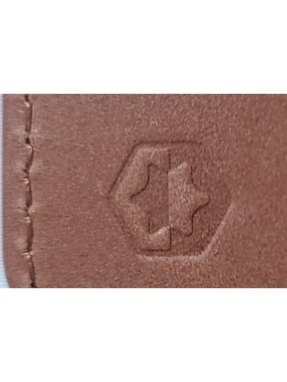 Ridge bifold leather